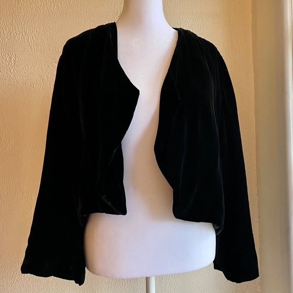 NWOT Lucky Brand black velvet bolero with embroidered peacock on back Size XS/S - Picture 7 of 12